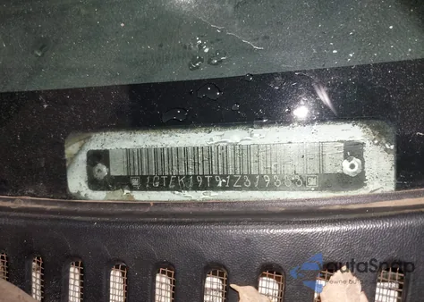 2001 GMC Sierra 1500 Sl из США, поврежденный, VIN 1GTEK19T91Z319333